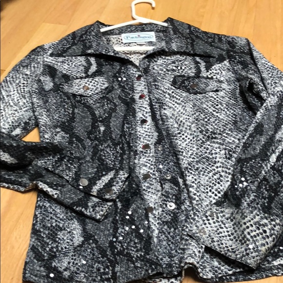 Patchington button down snake top - Picture 1 of 4